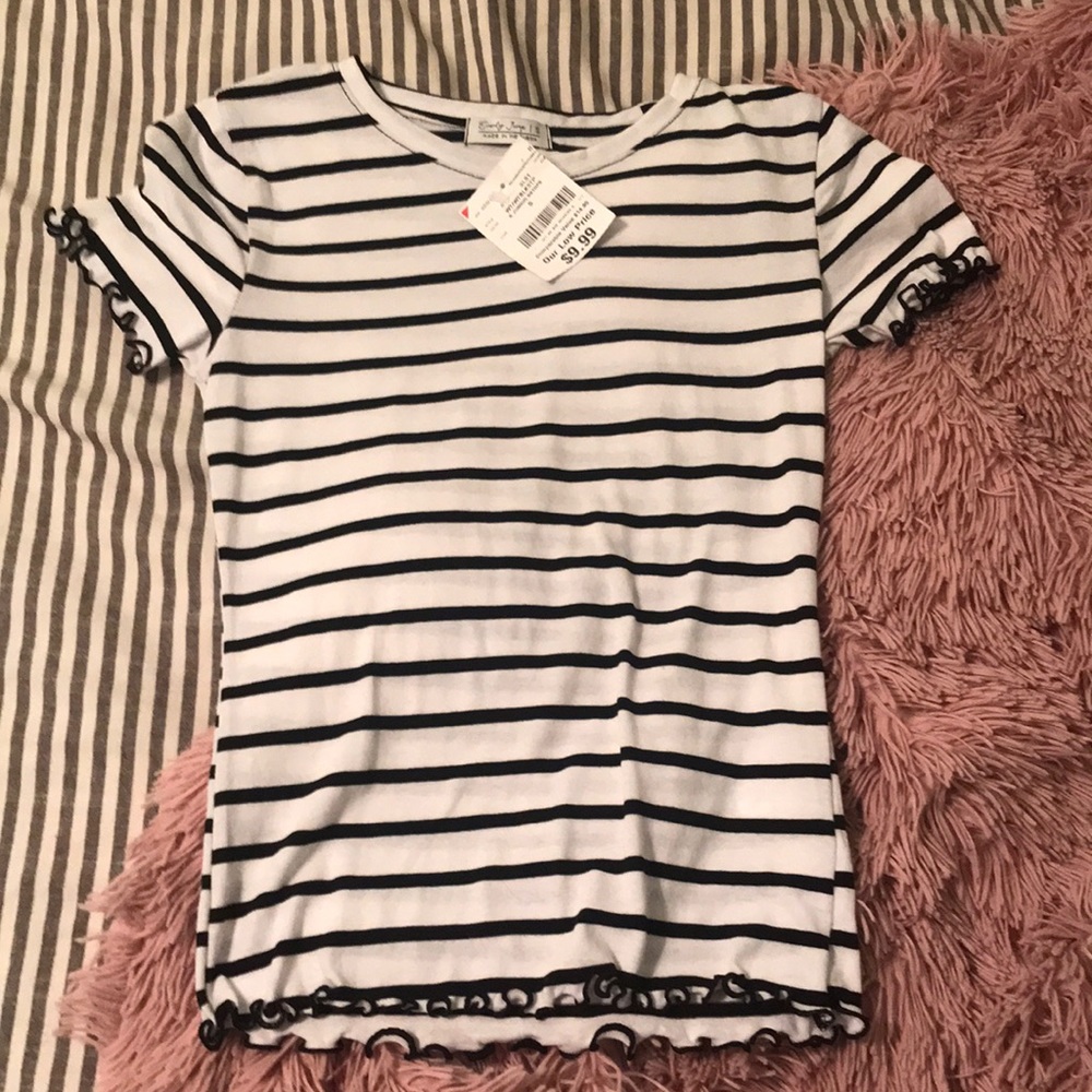 Everly Jane Black and White striped ribbed Top